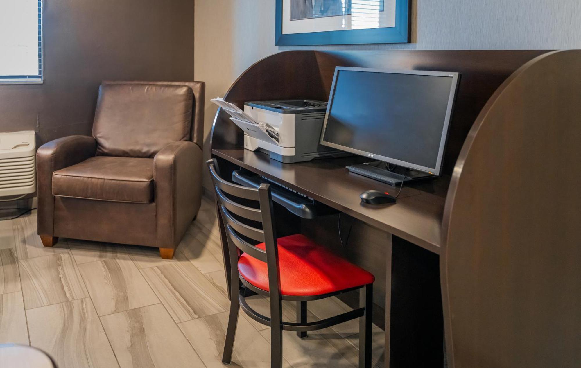 My Place Hotel-Watertown, Sd Bagian luar foto